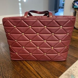 Maroon leather shoulder bag
